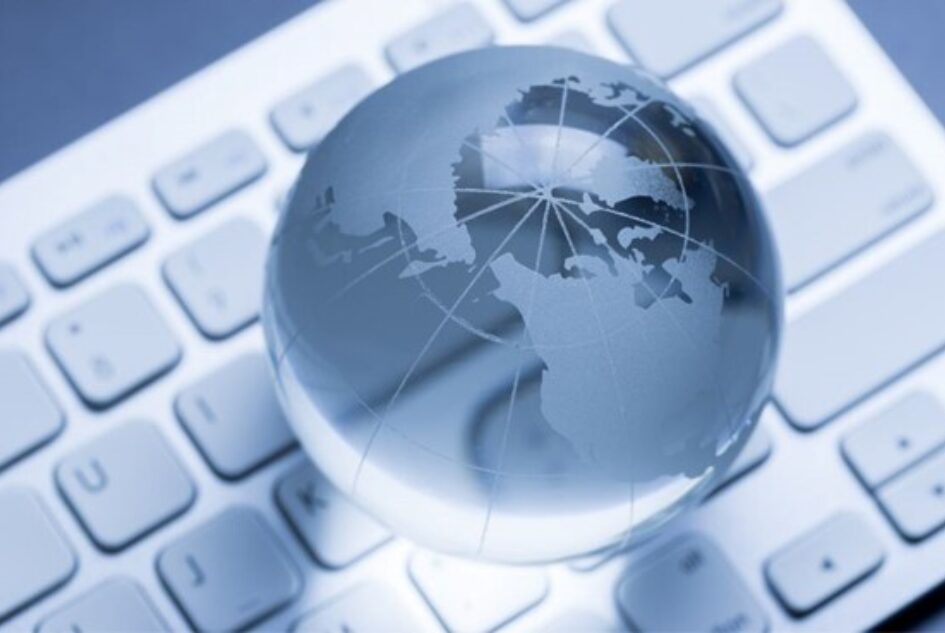 التوافق مع المعايير والممارسات الدولية في شركة الدكتور فهد الرفاعي وشركاؤه للمحاماة والاستشارات القانونية