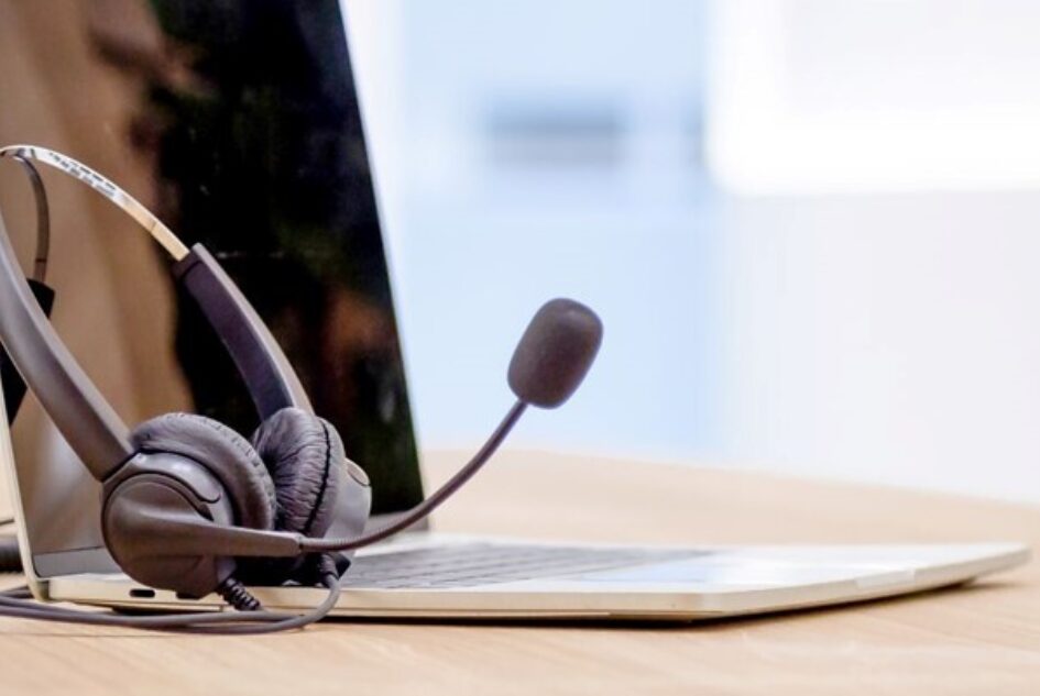 خدمة العملاء‌‌ ‌‌في شركة د. فهد ‌‌الرفاعي وشركاؤه للمحاماة والاستشارات القانونية‌