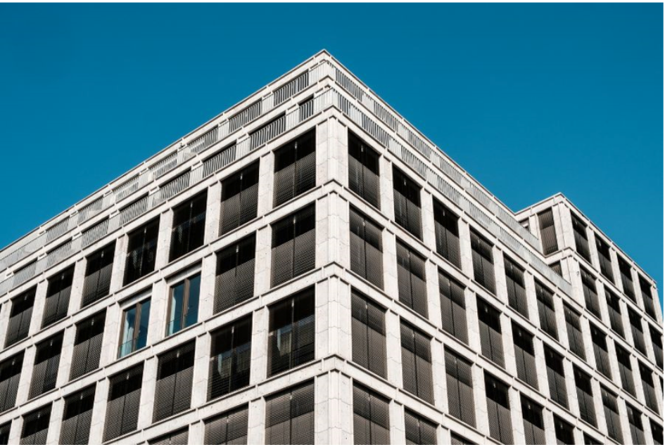 خدمات التمثيل القضائي والتحكيمي في النزاع العقاري