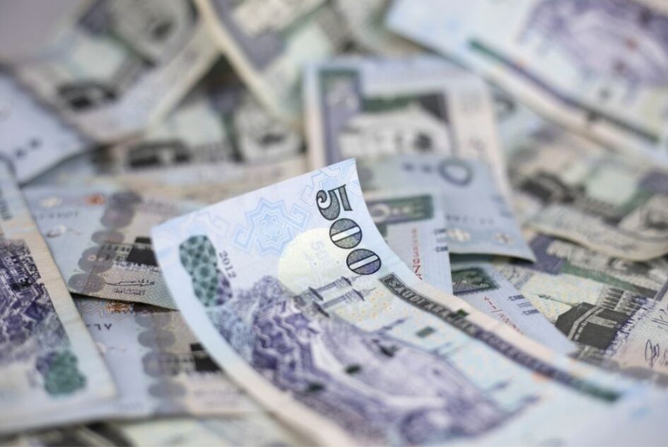 ما هي الخدمات التي تقدمها شركة الدكتور فهد الرفاعي وشركاؤه في قضايا غسل الأموال؟