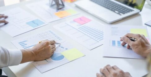 تطبيق مبدأ الكايزن للتحسين المستمر في جودة الخدمة في شركة الدكتور فهد الرفاعي وشركاؤه للمحاماة والاستشارات القانونية 