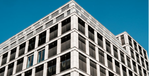 خدمات التمثيل القضائي والتحكيمي في النزاع العقاري 