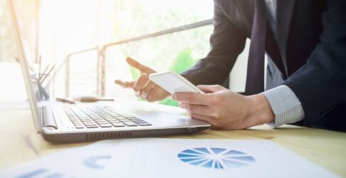 حلول قانونية ذكية تقدمها شركة الدكتور فهد الرفاعي وشركاؤه لتحقيق الامتثال القانوني للشركات 