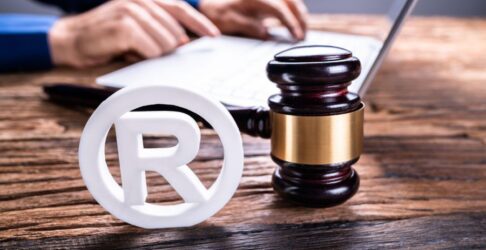 دور الخدمات القانونية في حماية الملكية الفكرية 