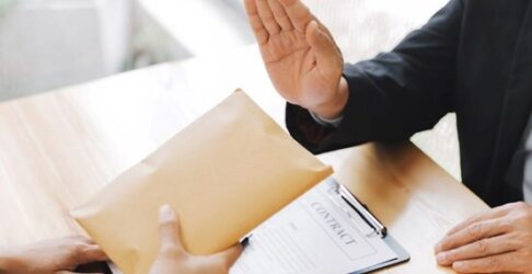 شركة الدكتور فهد الرفاعي وشركاؤه للمحاماة والاستشارات القانونية.. خبرة متخصصة في قضايا الامتثال لنظام مكافحة الرشوة 