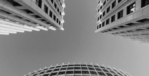 كيف تساعد شركة د. فهد الرفاعي الشركات على مواكبة التشريعات السعودية المتجددة؟ 